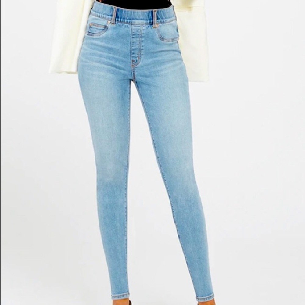 NWT Spanx Ankle Skinny Jeans / Color Light Vintage Wash / Size Extra Small